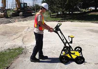 =��ɽ�������(gu��)�H���B(t��i)�ǵ��|(zh��)���_(d��)�z�y(c��)��··����ʯ���